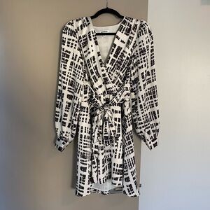 Express Long Sleeve Black & White Wrap Dress